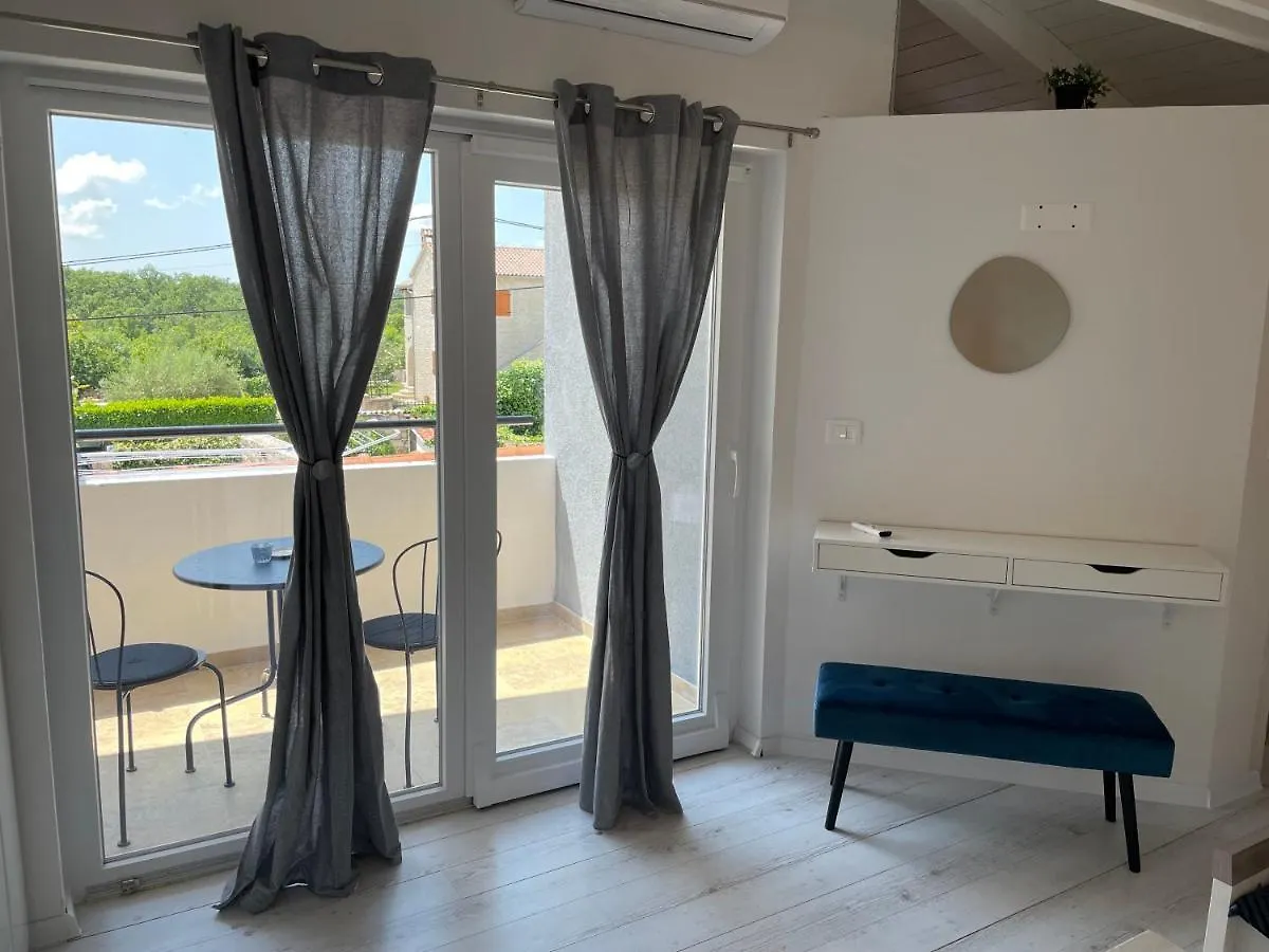 Holiday Home Ava1 With Pool & Holiday Home Ava2 With Whirlpool Baderna 0*,